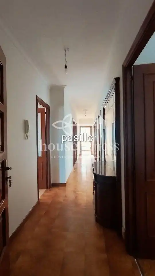 Wohnung zum Verkauf in Cedeira mit Terrasse, Abstellraum und Möbliert