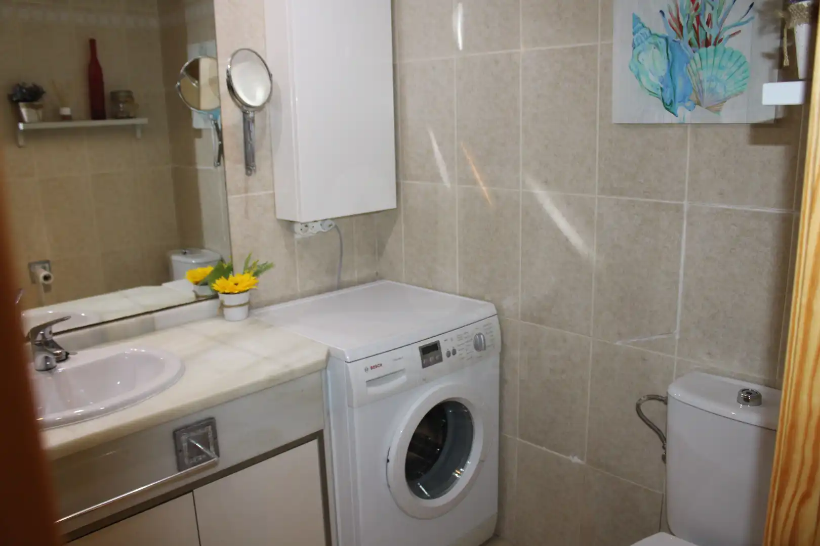 Bathroom of Flat for sale in Ayamonte  with Air Conditioner, Heating and Terrace