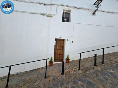 Vista exterior de Casa o xalet en venda en Jimena de la Frontera amb Terrassa