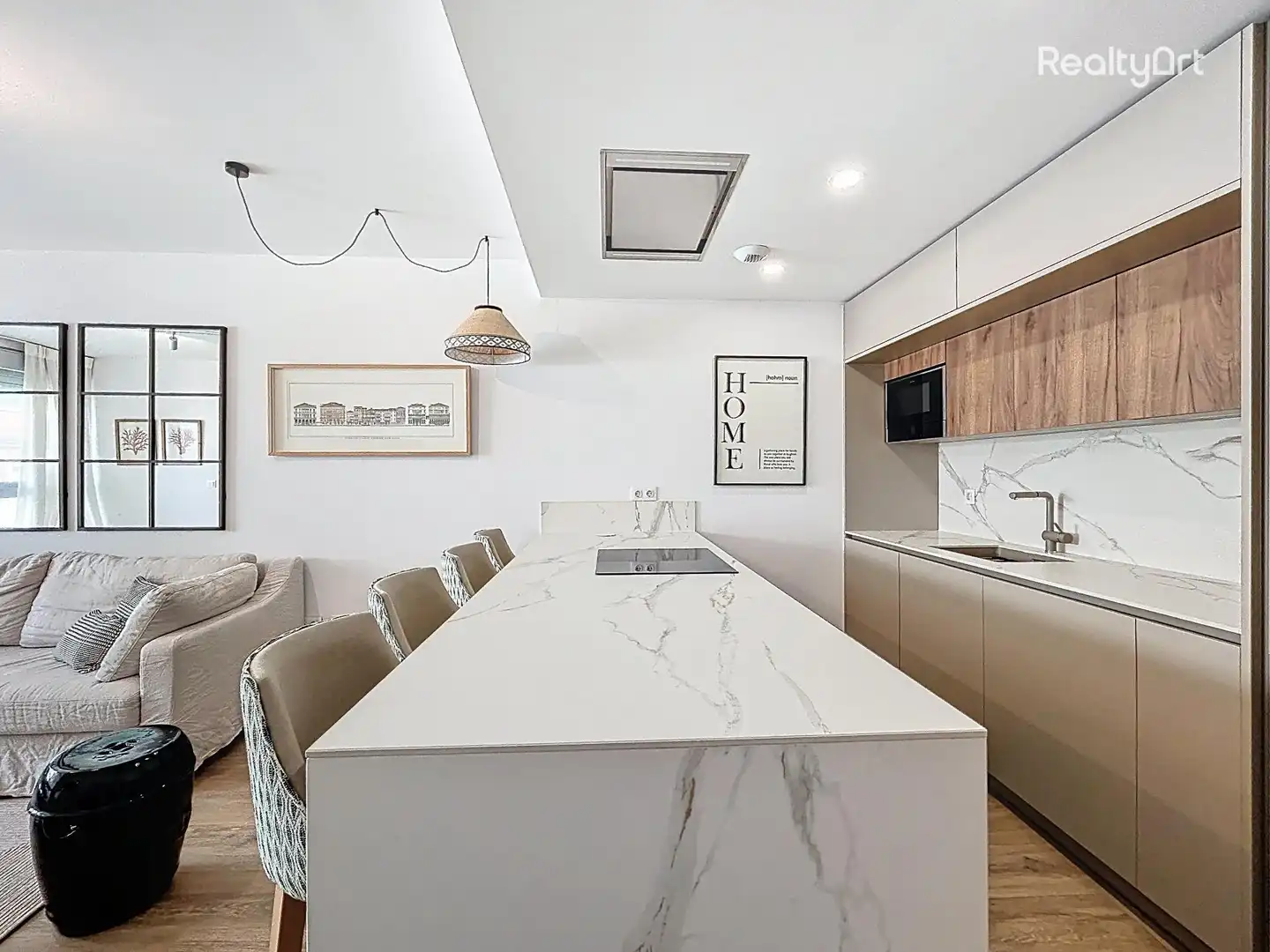 Kitchen of Flat for sale in Sevilla  with Air Conditioner and Furnished