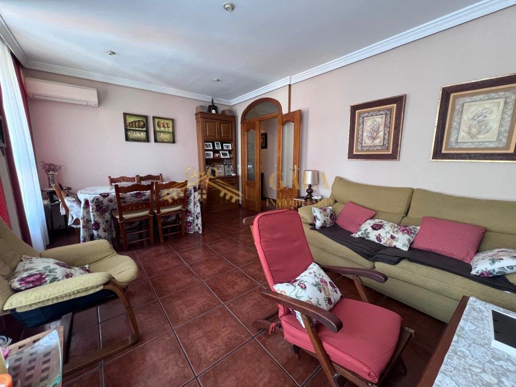 Living room of Flat for sale in Cáceres Capital  with Air Conditioner and Furnished
