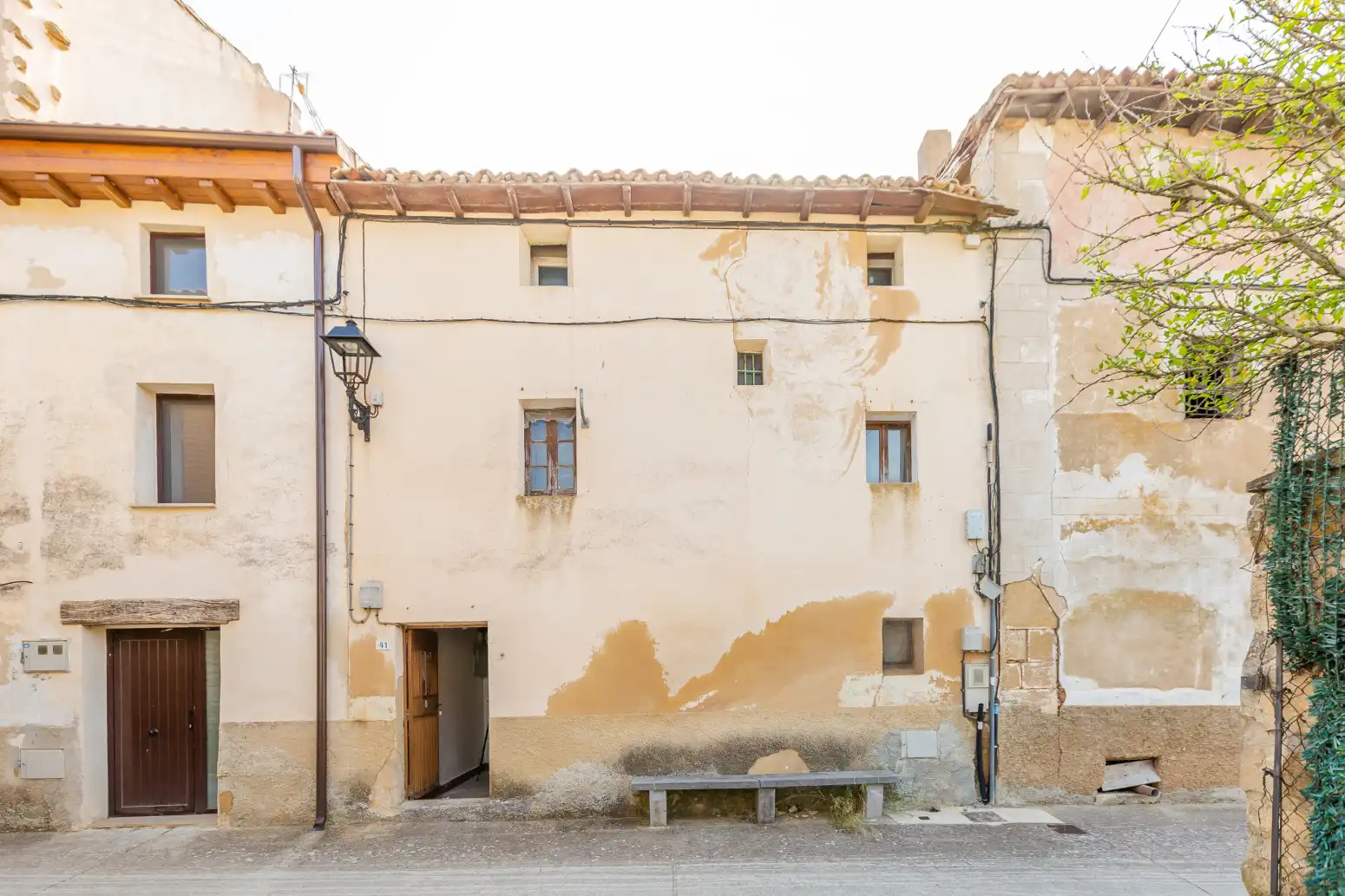 Vista exterior de Casa adosada en venda en Valle de Yerri / Deierri