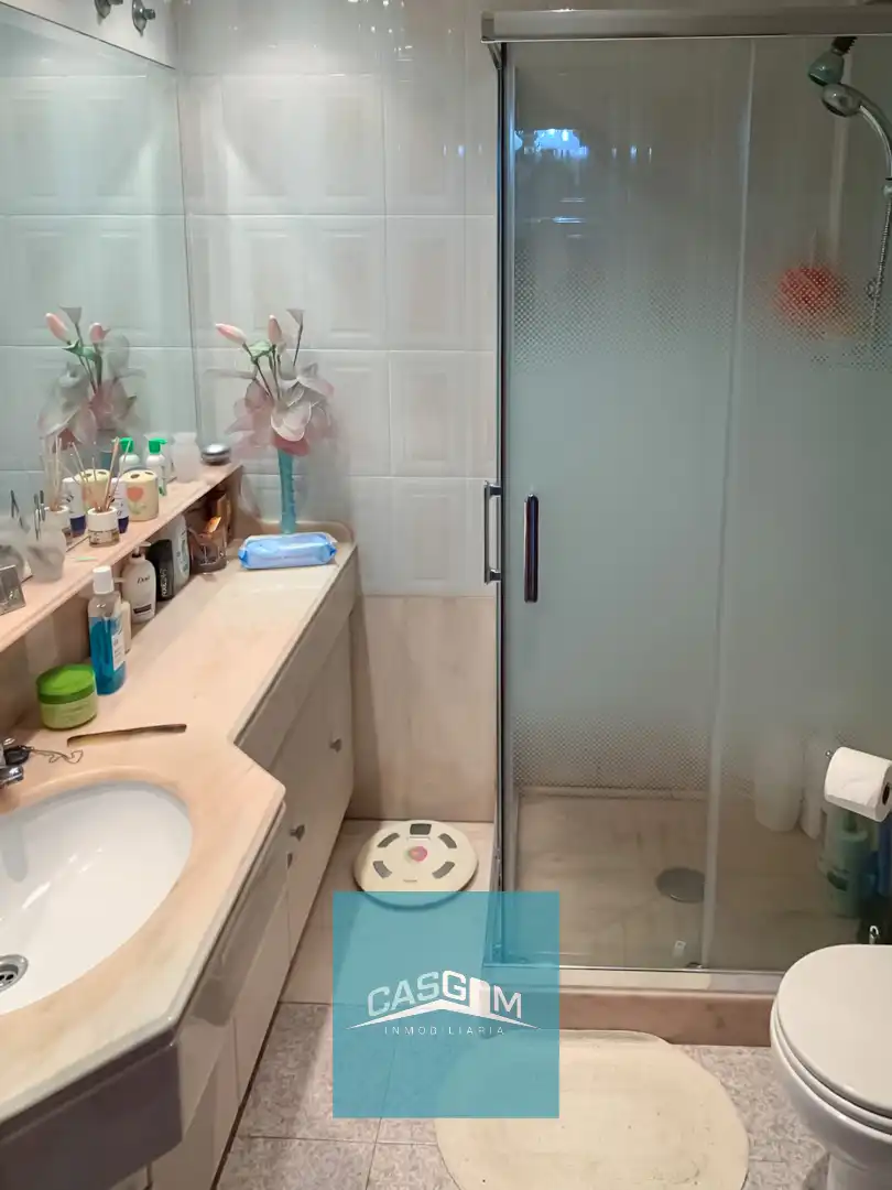 Baño de Piso en venta en Huelva con Aire acondicionado, Amueblado y Horno