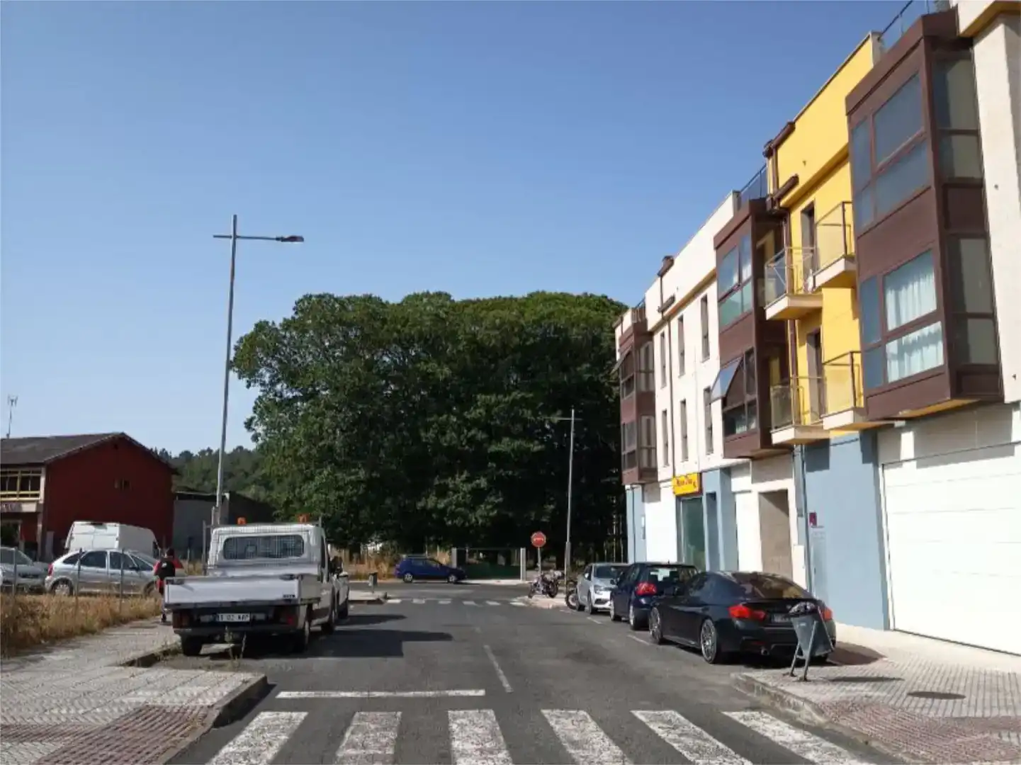 Vista exterior de Pis en venda en Lalín amb Parquet, Traster i Moblat