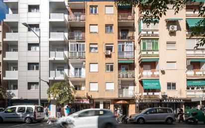 Exterior view of Flat for sale in  Granada Capital  with Balcony