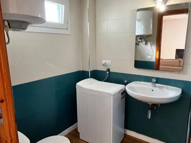 Bathroom of Flat for rent in Benicasim / Benicàssim  with Air Conditioner, Heating and Furnished
