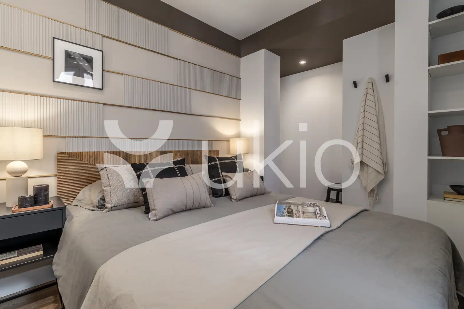 Schlafzimmer von Wohnungen zur Miete in Madrid mit Klimaanlage, Heizung und Terrasse