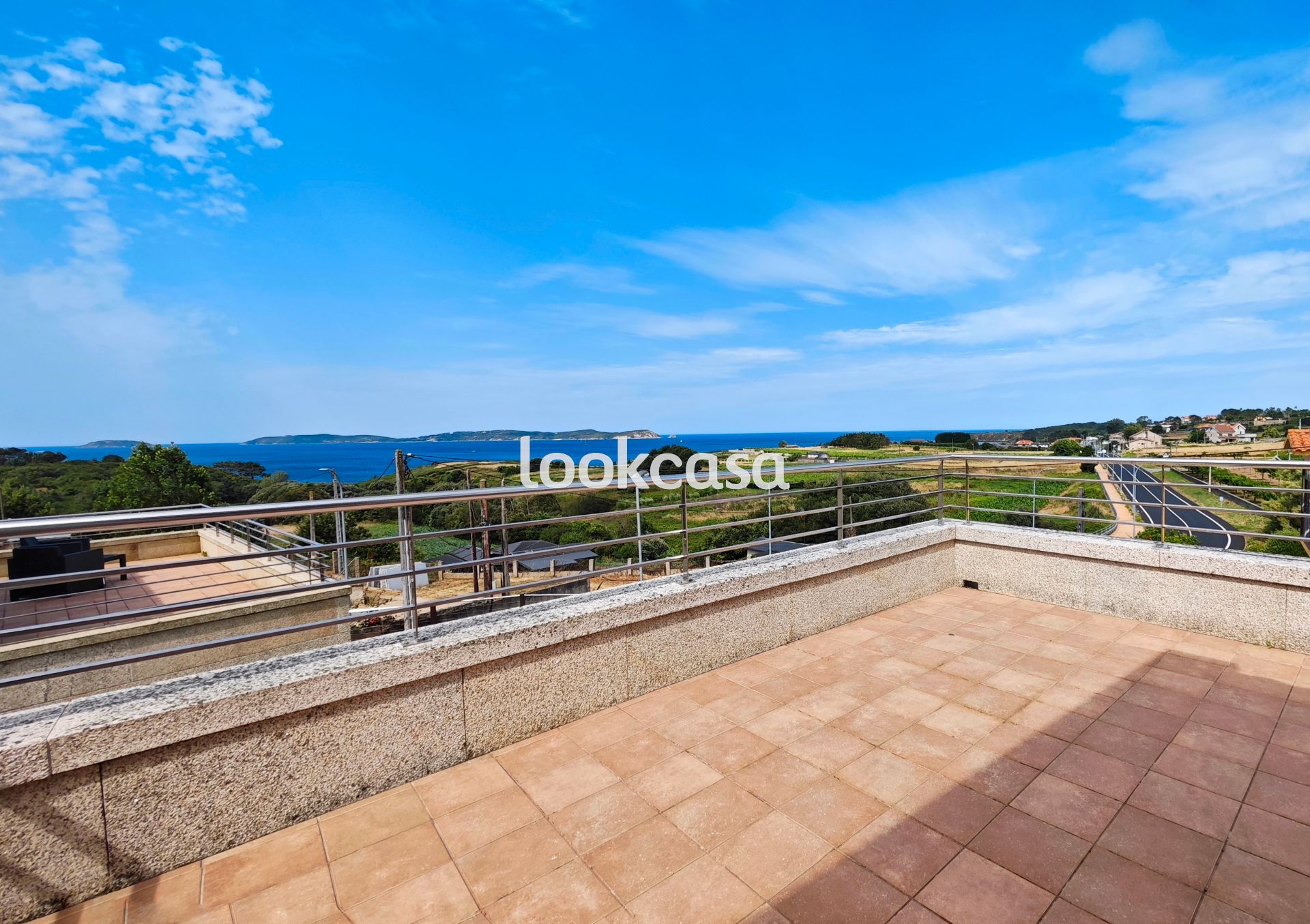 Terrassa de Casa o xalet en venda en Sanxenxo amb Aire condicionat, Calefacció i Jardí privat