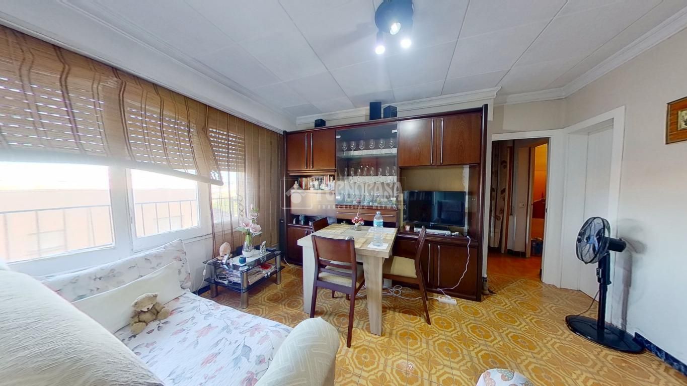 Living room of Flat for sale in Sabadell