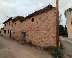 Vista exterior de Casa adosada en venda en Saldaña de Burgos