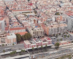 Vista exterior de Edifici en venda en Mataró