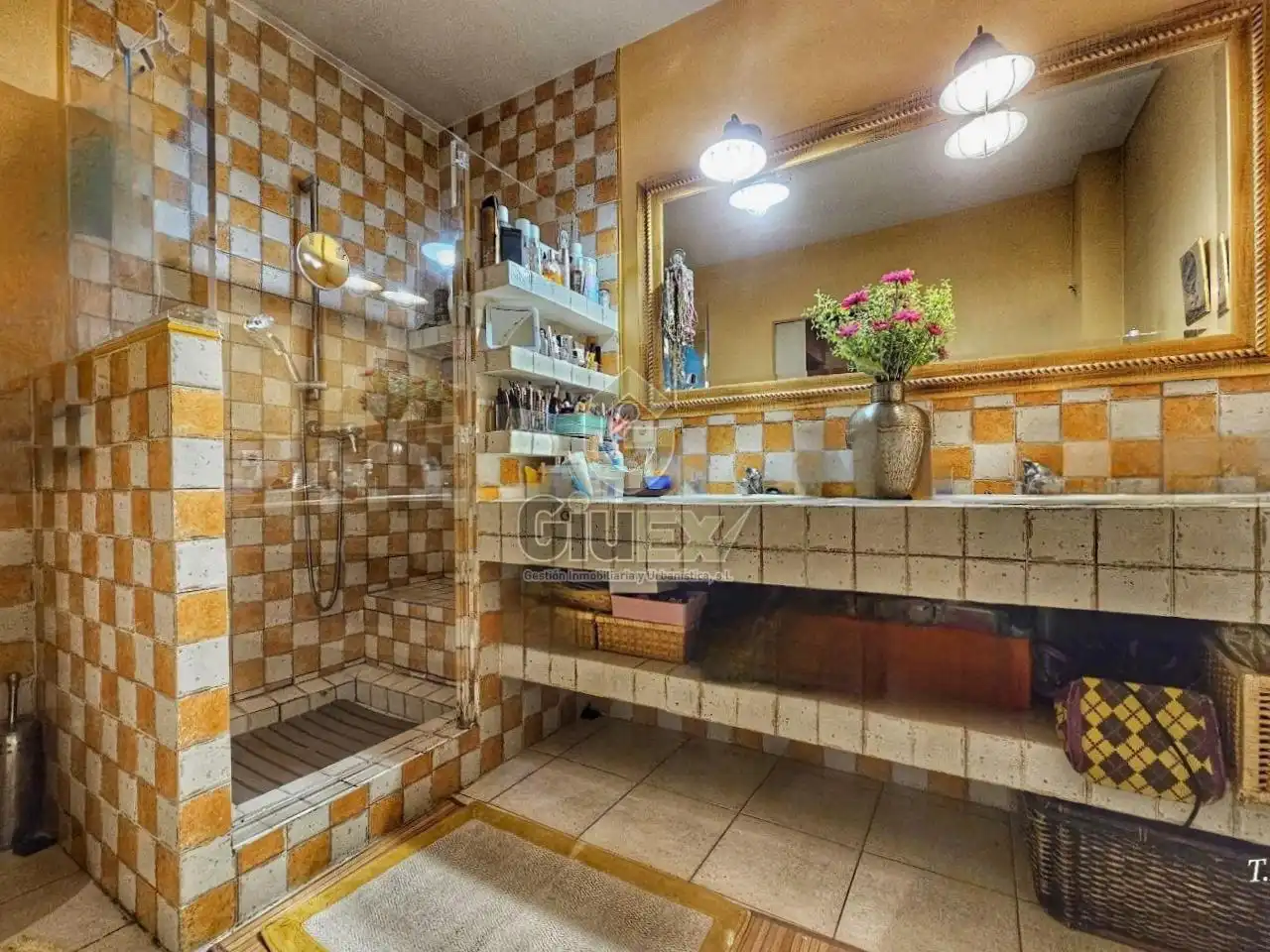 Bathroom of Houses for sale in Cáceres  with Heating, Terrace and Storage room