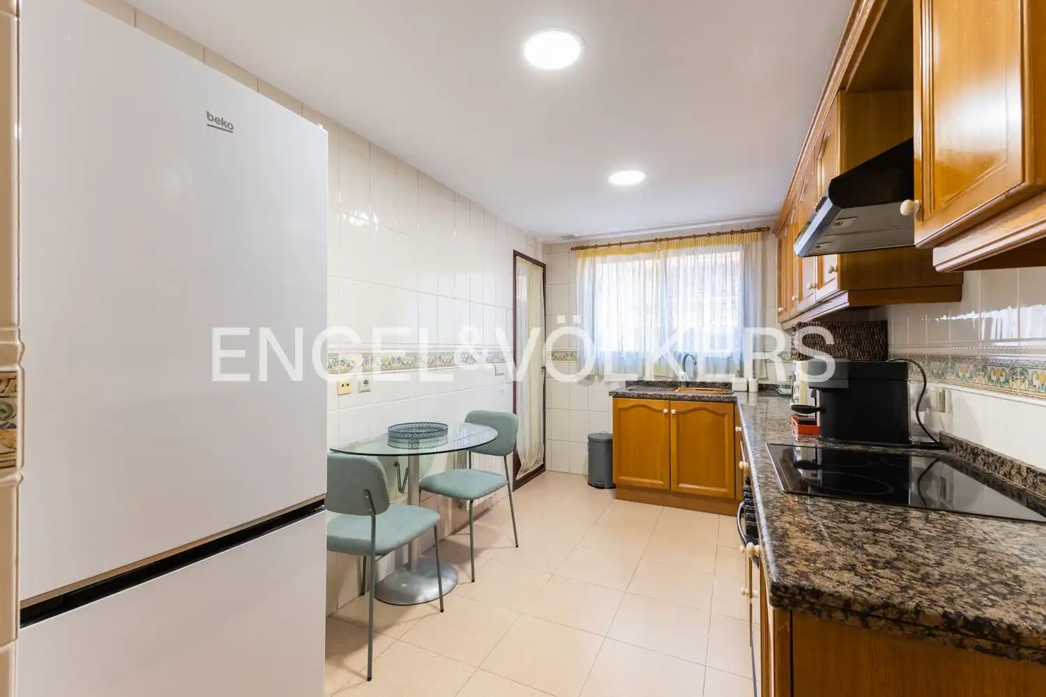 Kitchen of Flat for rent in Castellón de la Plana / Castelló de la Plana  with Air Conditioner, Heating and Parquet flooring