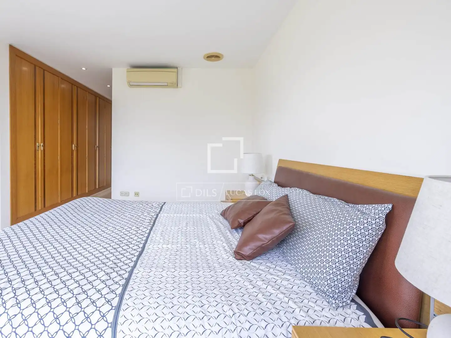 Schlafzimmer von Wohnung zur Miete in Gandesa mit Klimaanlage, Heizung und Privatgarten