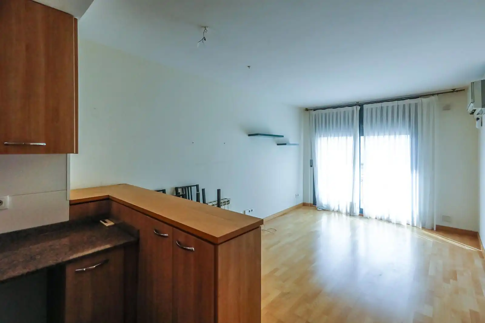 Wohnzimmer von Maisonette zum Verkauf in Sabadell mit Klimaanlage, Heizung und Parkett