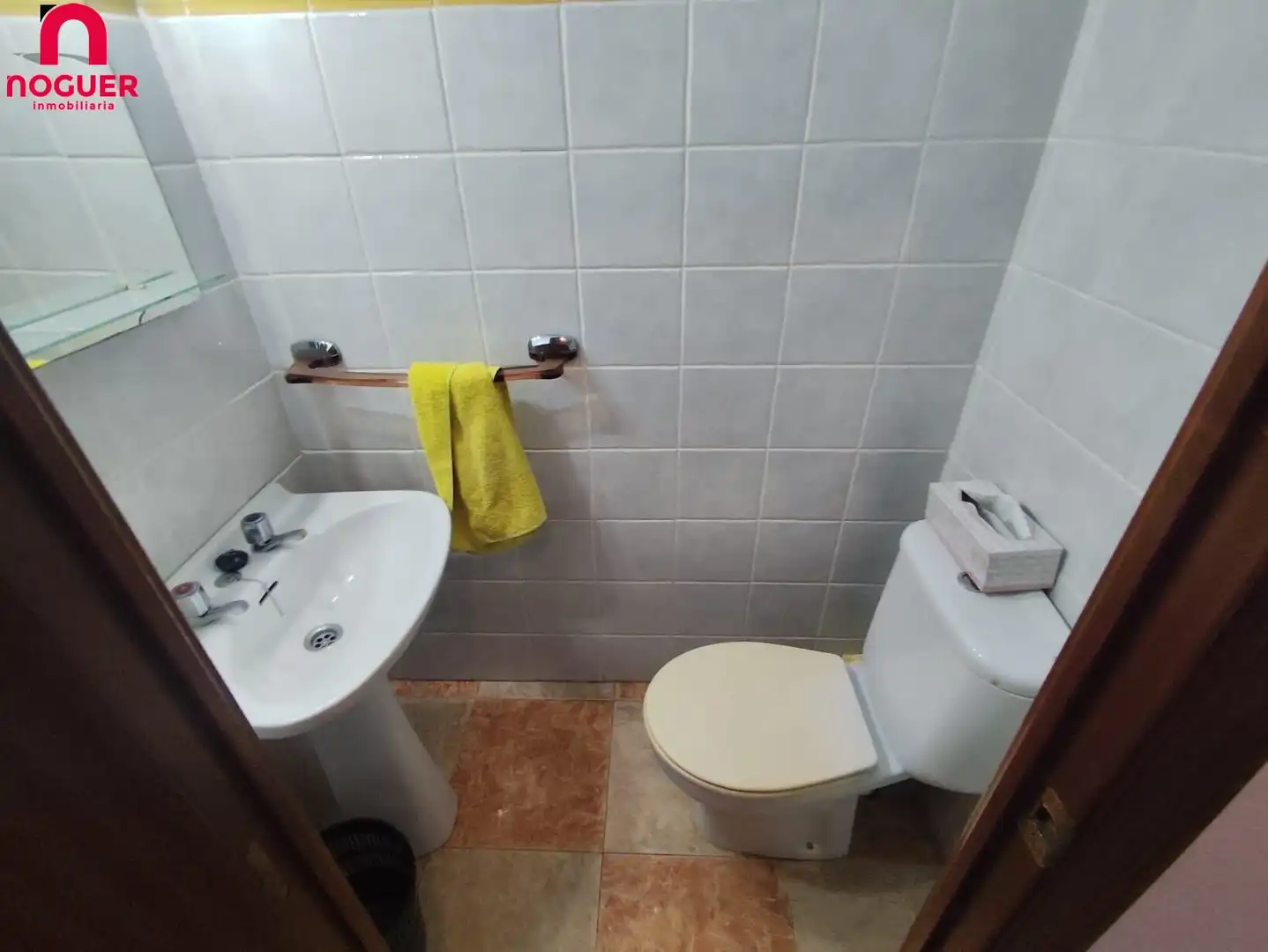 Badezimmer von Wohnung zur Miete in Córdoba mit Heizung, Terrasse und Abstellraum