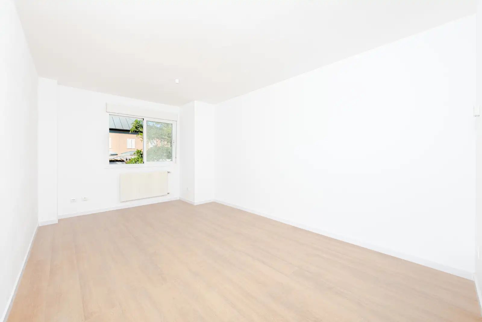 Bedroom of Flat for sale in Alcorcón  with Air Conditioner, Terrace and Storage room