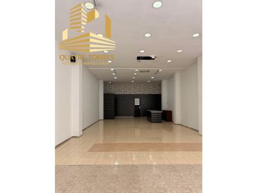 Local comercial en venda a Calle Torres