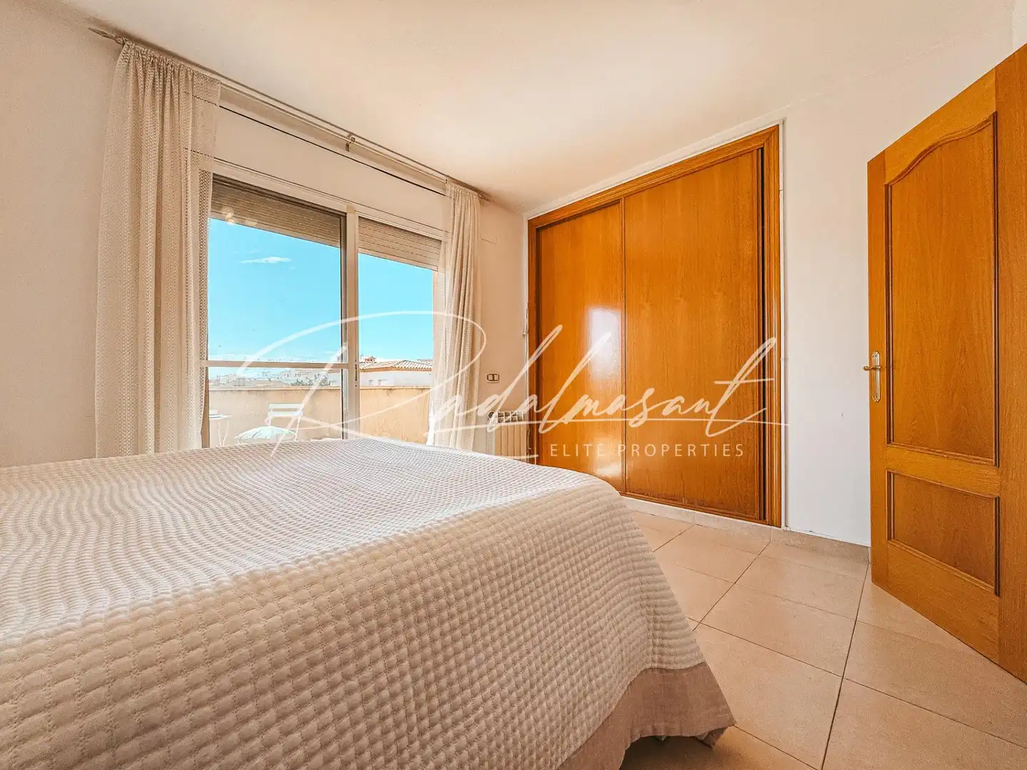 Bedroom of Detached homes for sale in Mont-roig del Camp  with Air Conditioner, Heating and Private garden