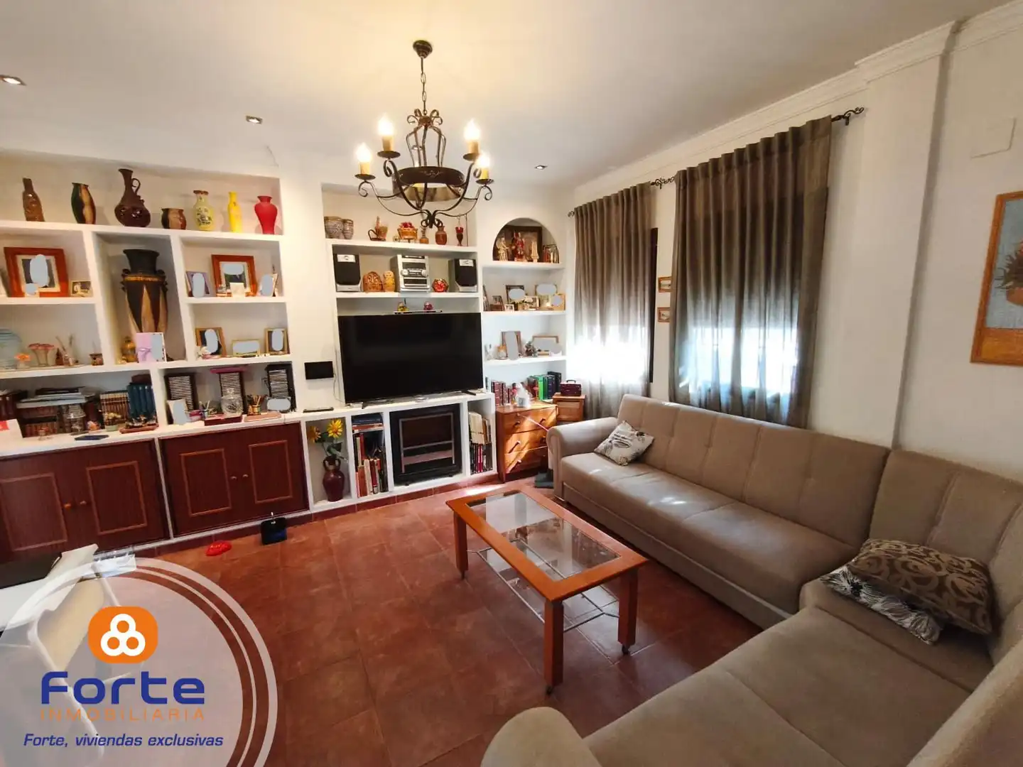 Living room of Houses for sale in Córdoba  with Air Conditioner, Heating and Furnished