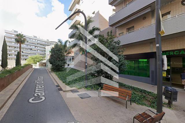 Planta baja en Venta en Carrer de Sant Iscle en El Turó de la Peira