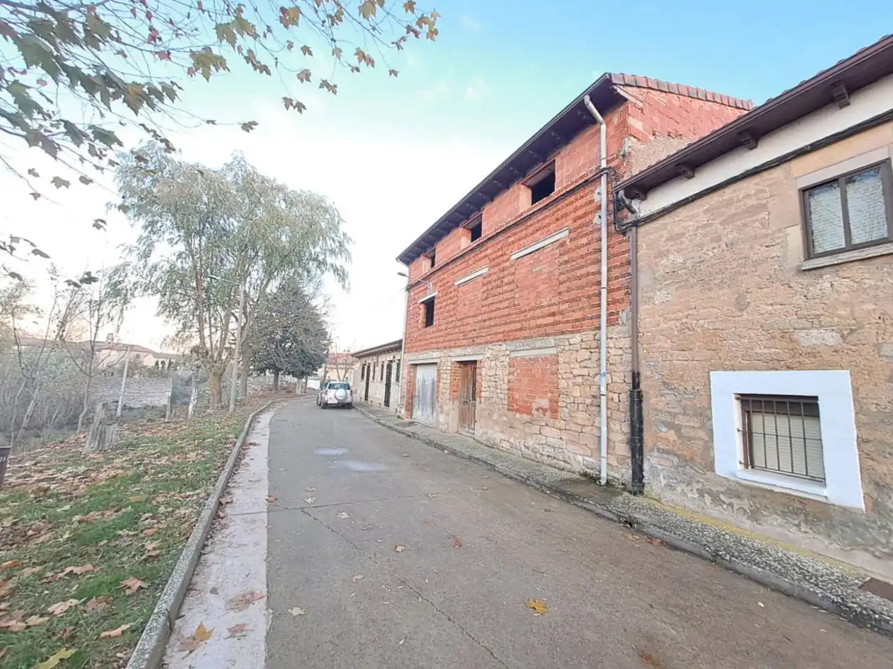 Vista exterior de Casa adosada en venta en Quintanilla Vivar con Jardín privado
