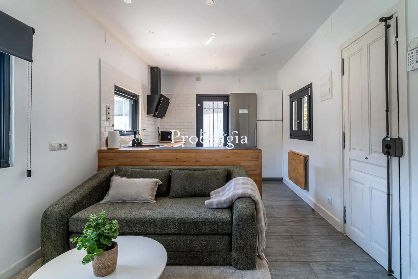Außenansicht von Haus oder Chalet zur Miete in Sant Cugat del Vallès mit Heizung, Terrasse und Schwimmbad