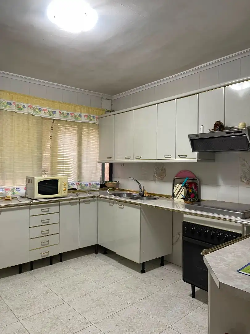 Kitchen of Houses for sale in Plasencia  with Heating, Private garden and Terrace