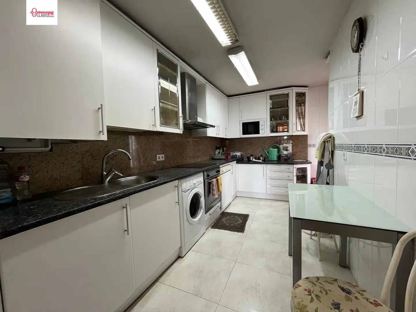 Cocina de Ático en venta en Burgos con Calefacción, Parquet y Terraza