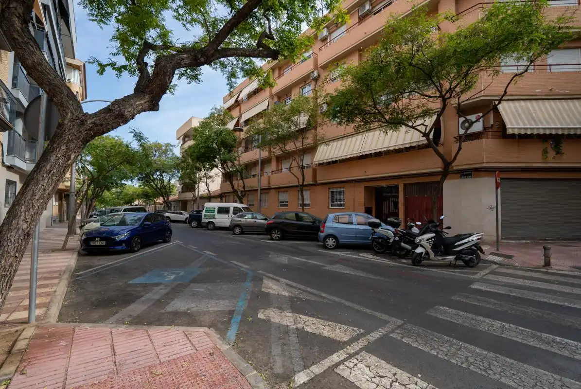 Vista exterior de Piso en venta en San Vicente del Raspeig / Sant Vicent del Raspeig con Aire acondicionado y Calefacción