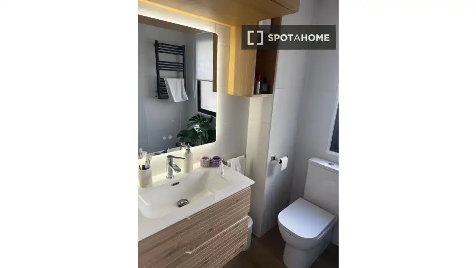 Appartamento con terrazza in affitto a Centro, imagen 4