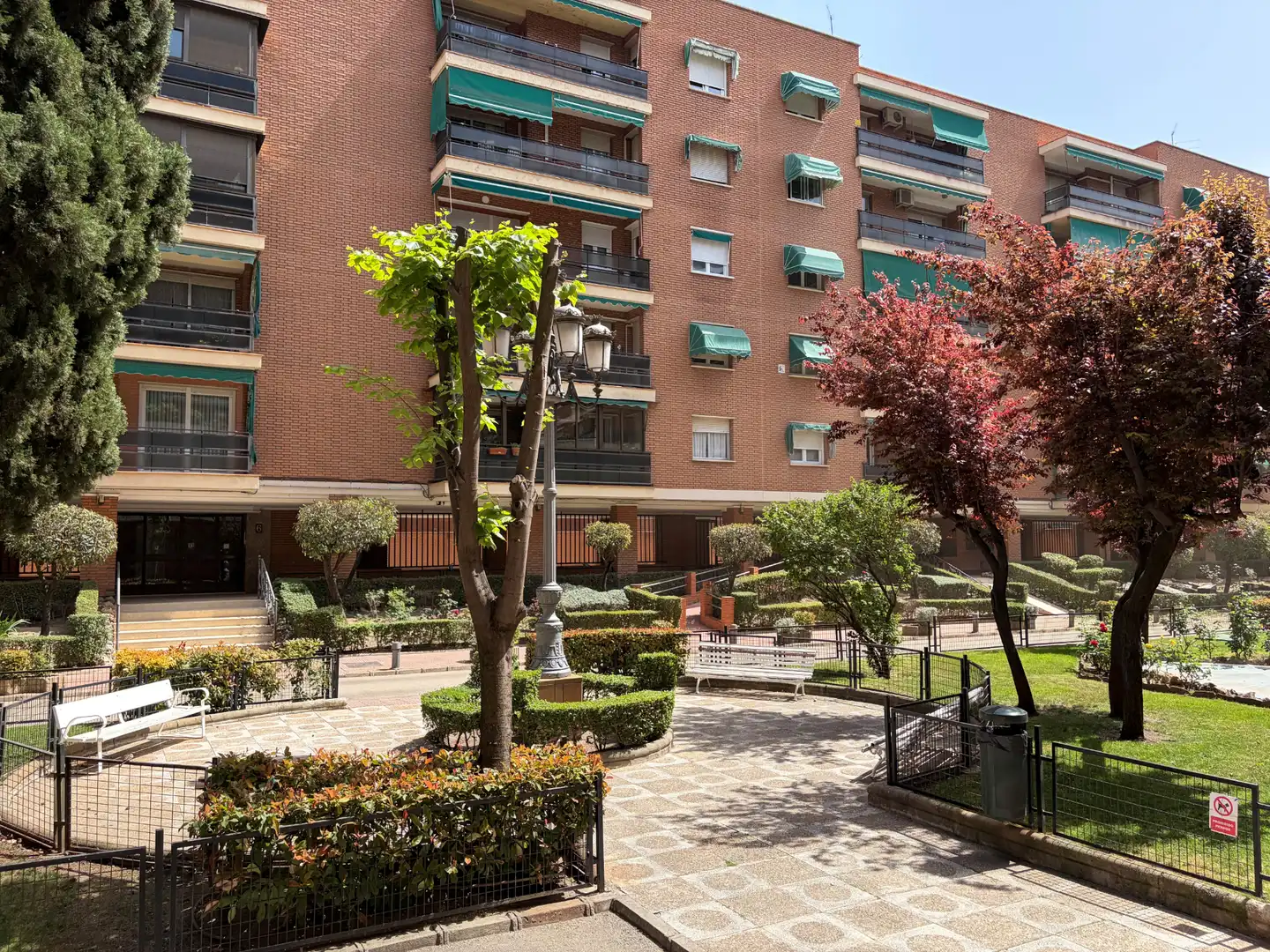 Vista exterior de Pis de lloguer en Alcalá de Henares amb Calefacció i Terrassa
