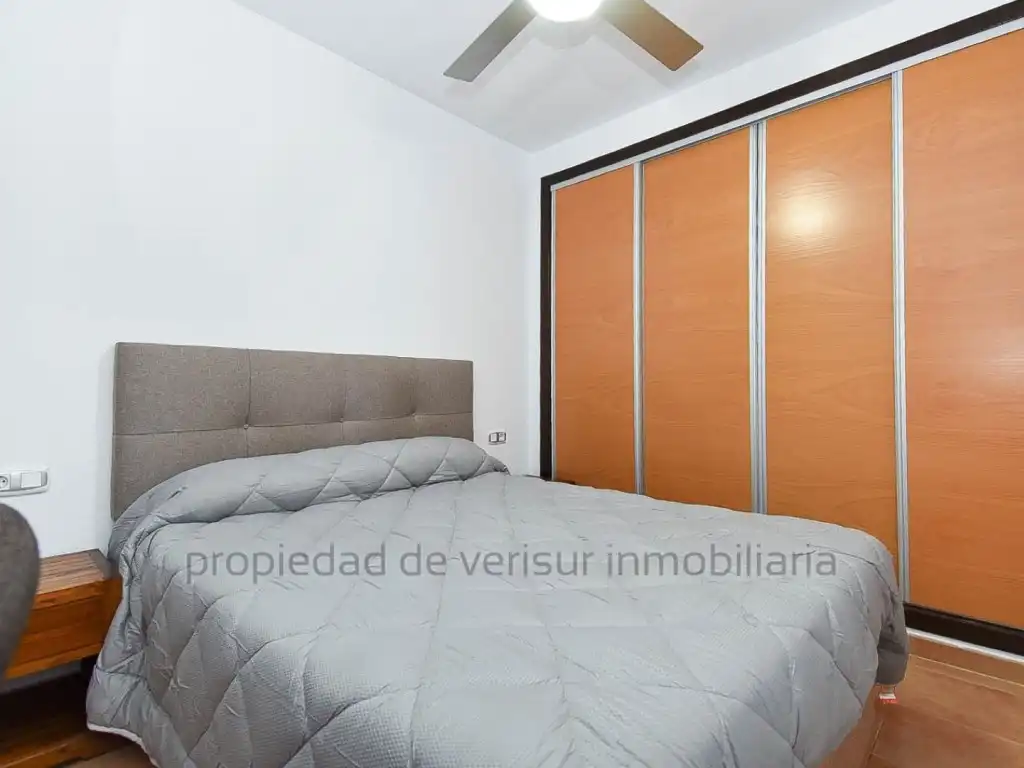 Habitación de Apartamento de alquiler en Águilas con Jardín privado, Terraza y Piscina