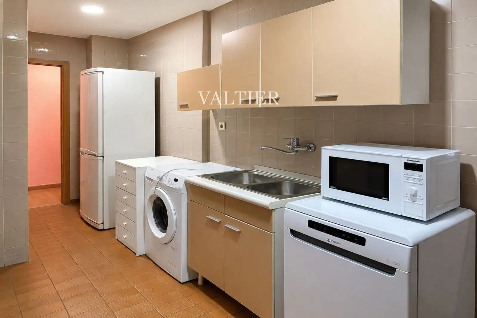 Cocina de Piso de alquiler en Madrid con Terraza, Trastero y Amueblado