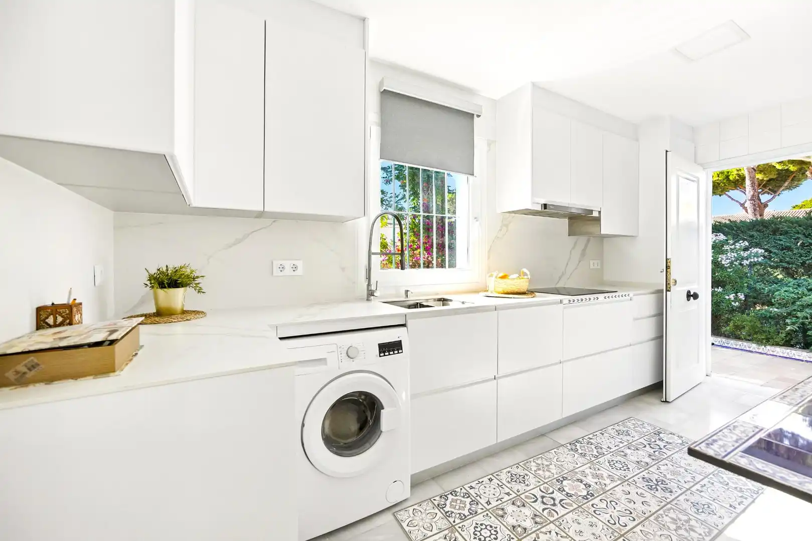 Villa mit Garten zum Verkauf in Sancti Petri, imagen 21