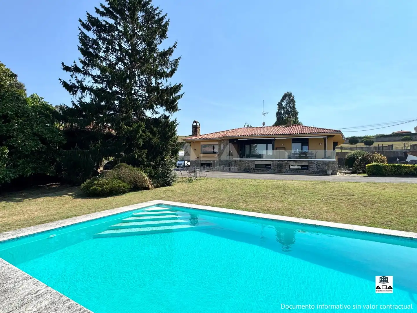 Piscina de Casa o chalet en venta en Gijón  con Calefacción, Jardín privado y Trastero