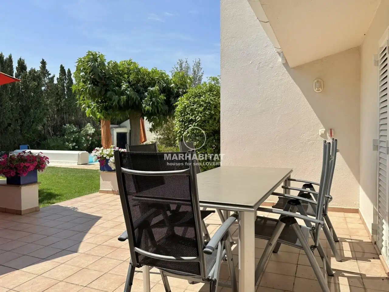 Terrassa de Casa o xalet en venda en L'Escala amb Aire condicionat, Jardí privat i Terrassa