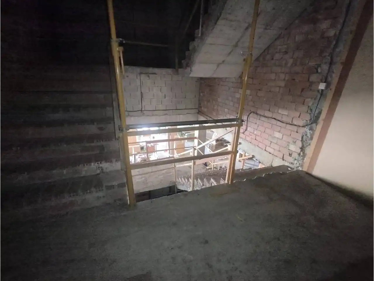 Gebäude zur Miete in Moclín