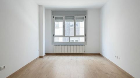 Foto 2 de Piso en venta en Calle Picu Urriellu, 6, El Berrón - La Carrera, Siero