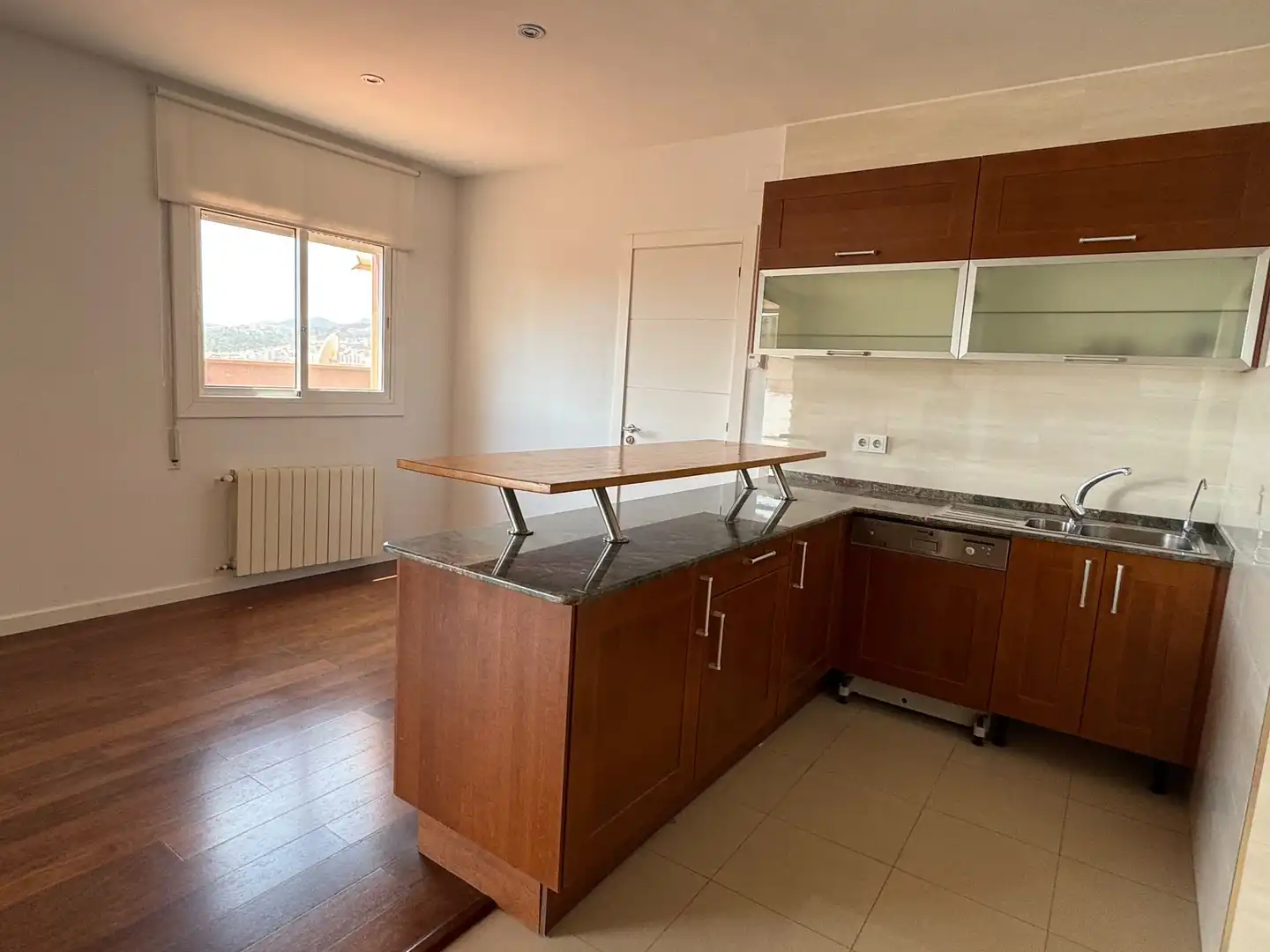 Cuina de Pis en venda en Molins de Rei amb Aire condicionat, Calefacció i Parquet
