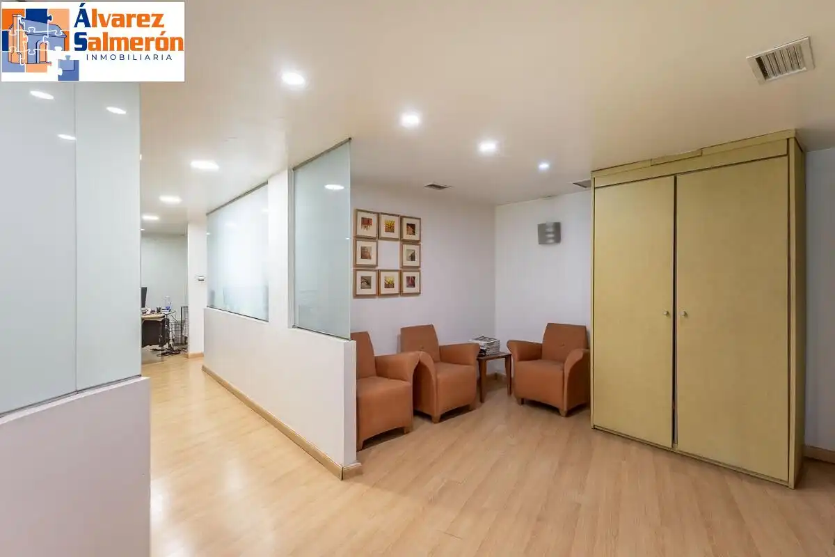 Local comercial en venda a Plaza de Carretas, imagen 13