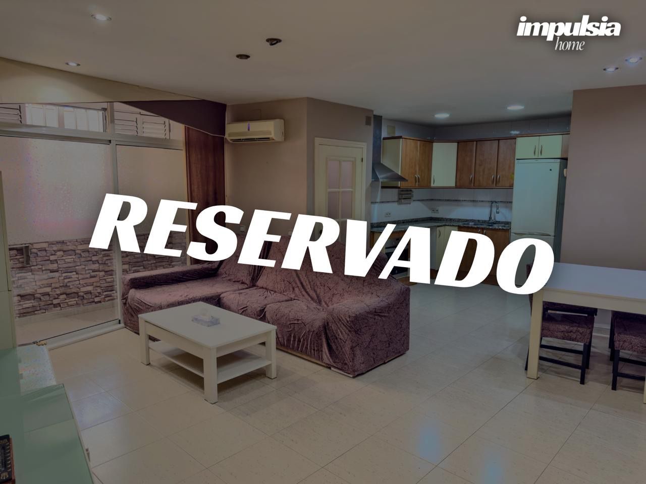 Planta baja for sale in Badalona  with Air Conditioner and Furnished