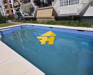 Piscina de Dúplex en venda en Torremolinos amb Aire condicionat, Jardí privat i Piscina