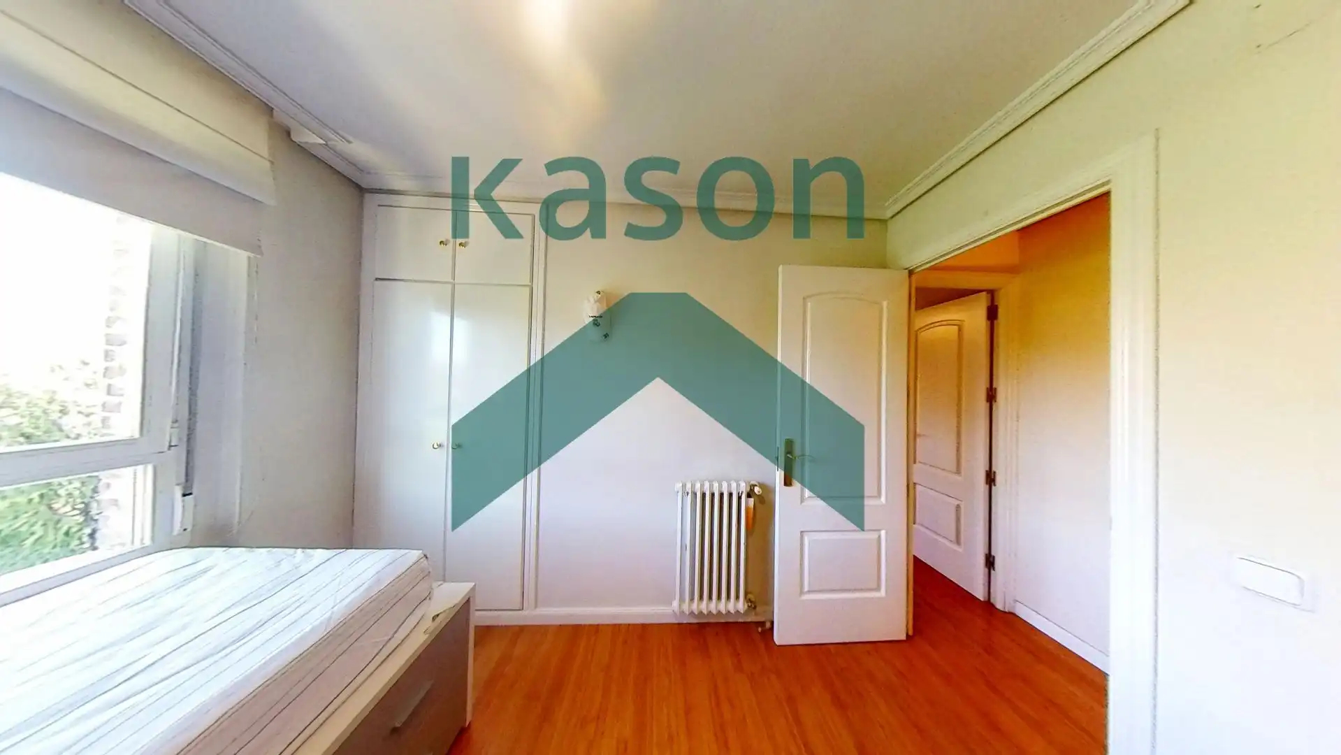 Bedroom of Flat for sale in Madrid  with Heating and Storage room