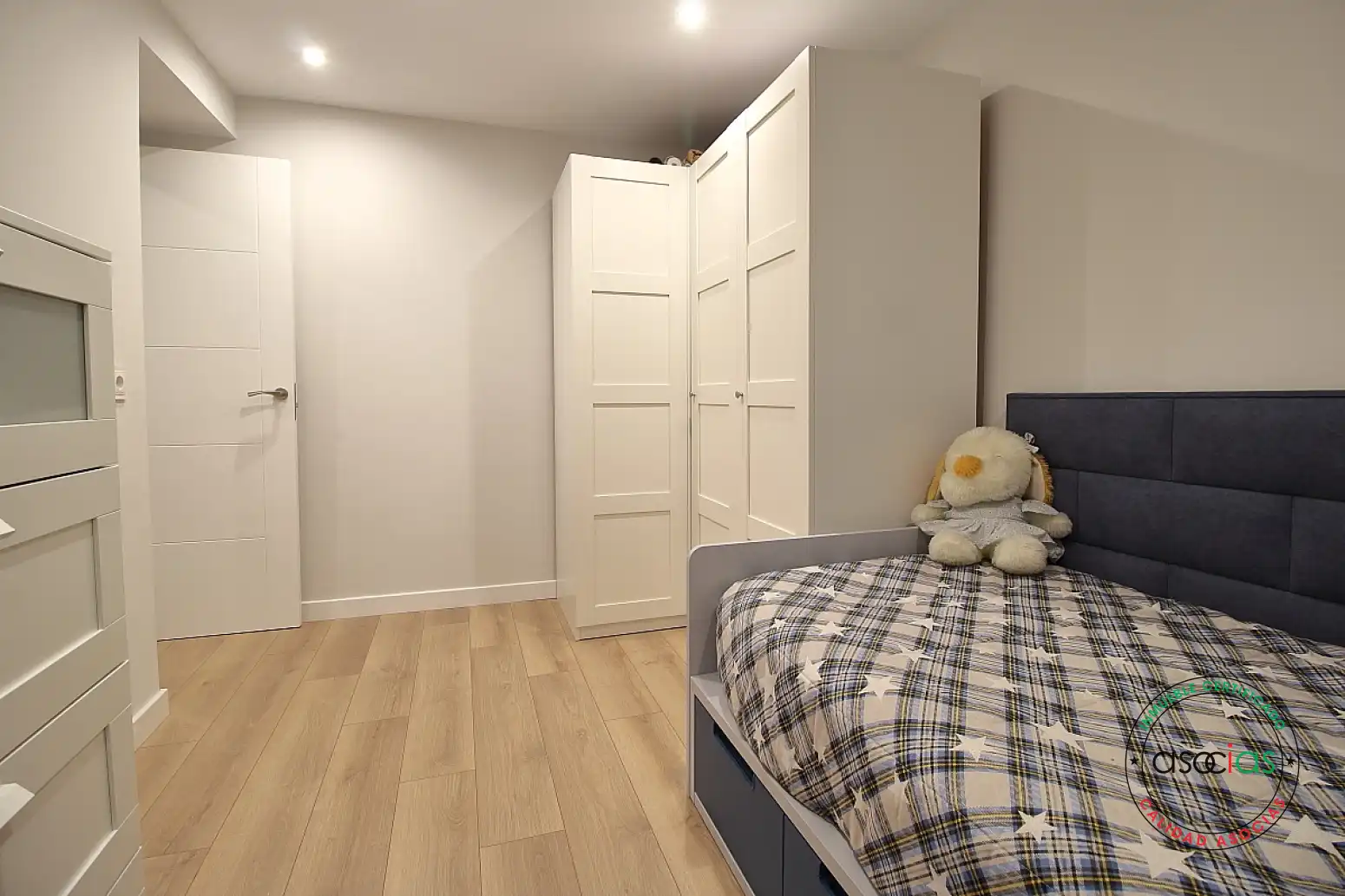 Bedroom of Flat for sale in Gijón   with Heating and Parquet flooring
