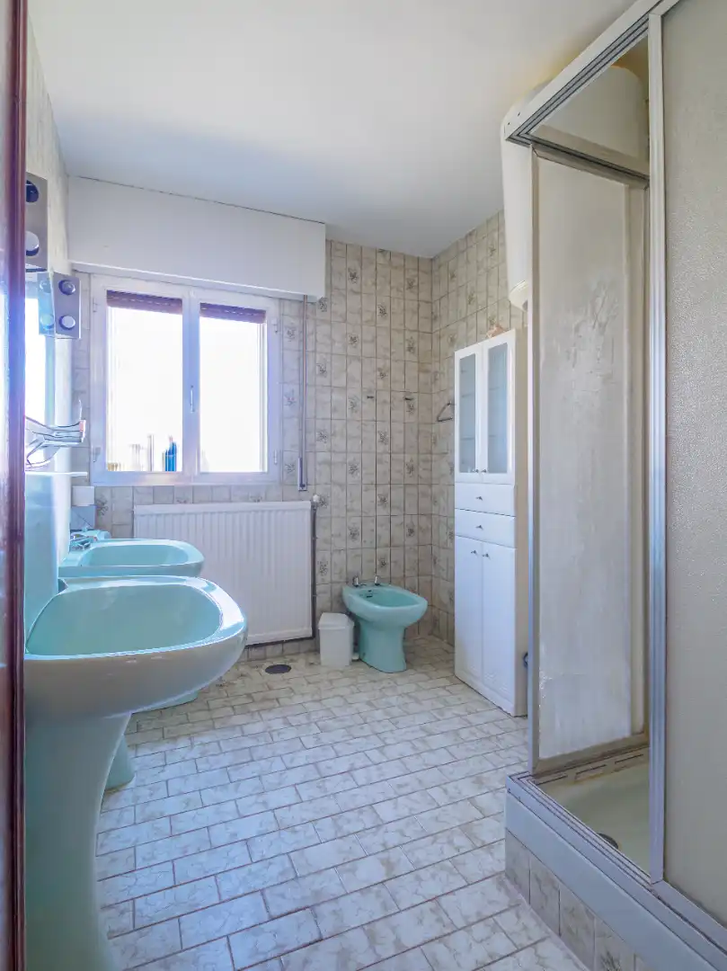 Baño de Casa o chalet en venta en Boadilla del Monte con Calefacción, Jardín privado y Terraza