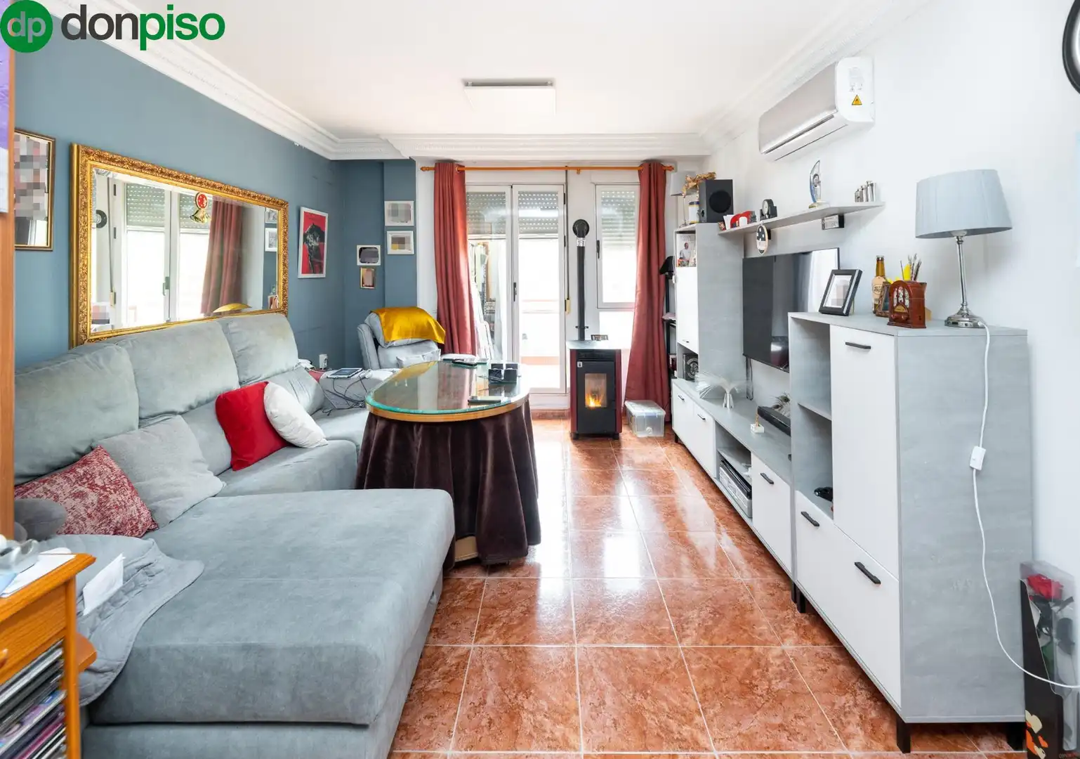 Sala de estar de Casa adosada en venta en Cenes de la Vega con Calefacción y Terraza