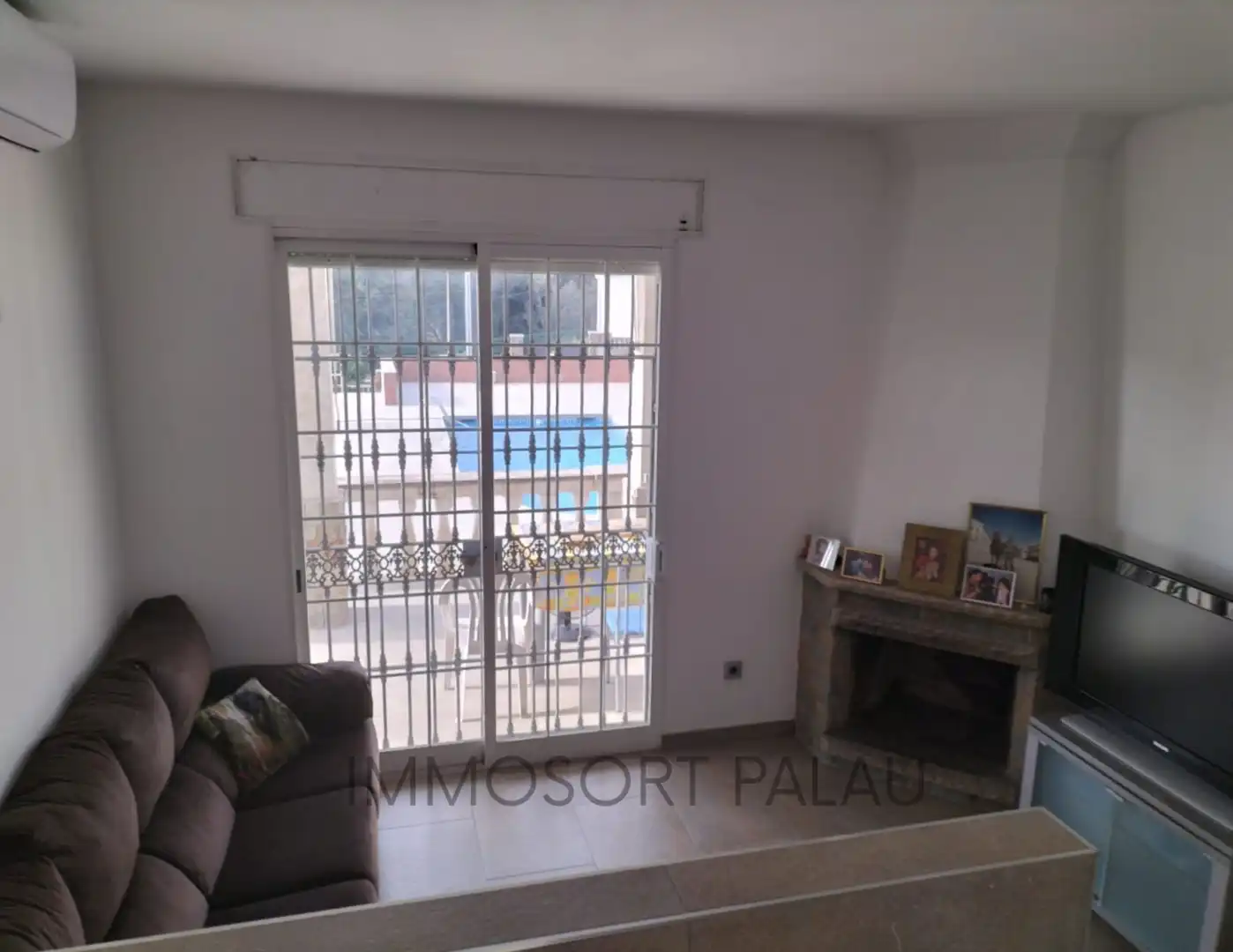 Sala d'estar de Casa o xalet en venda en Lliçà d'Amunt amb Aire condicionat, Jardí privat i Terrassa