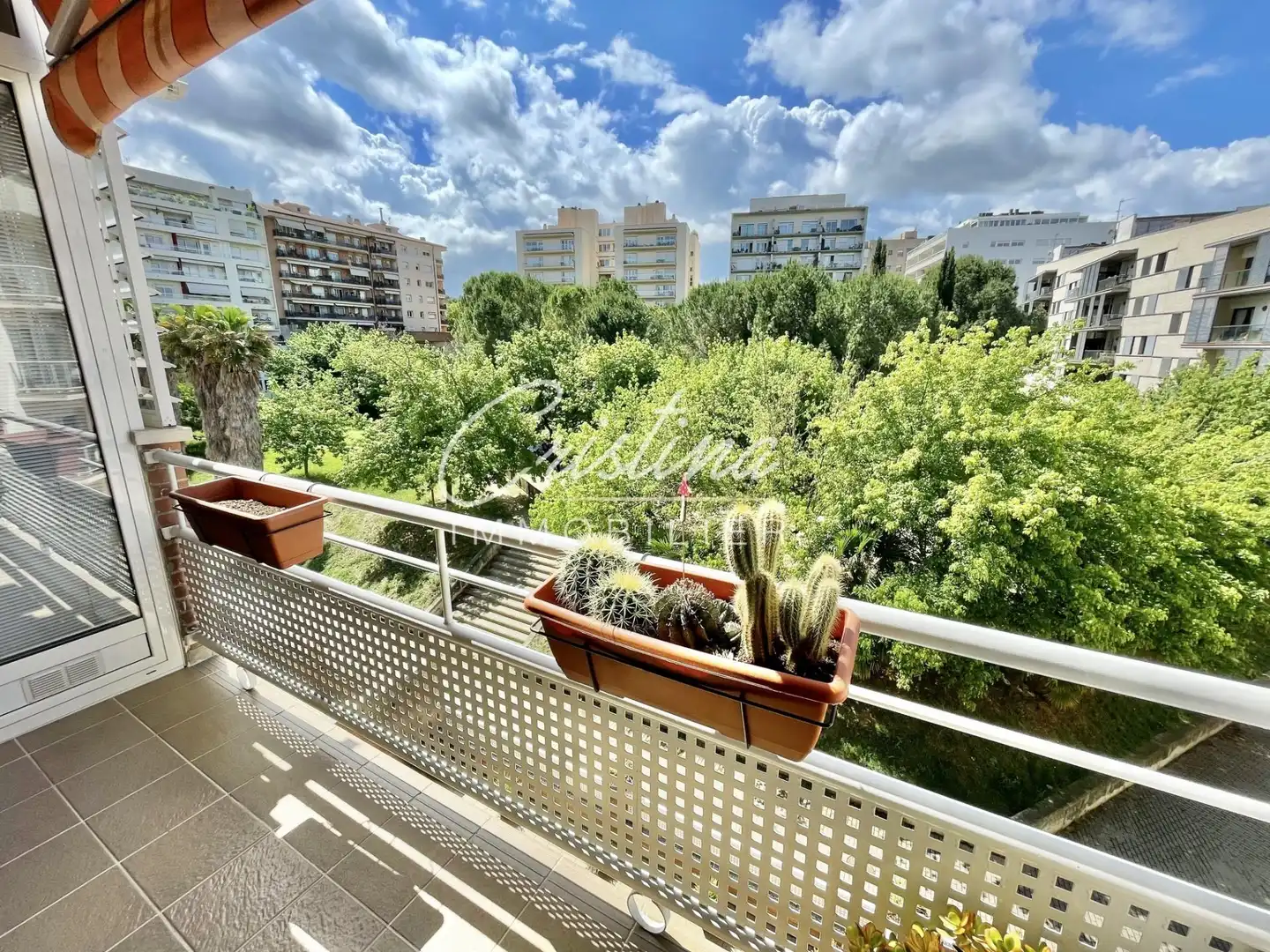 Terrasse von Wohnungen zum Verkauf in Girona mit Heizung, Terrasse und Alarm