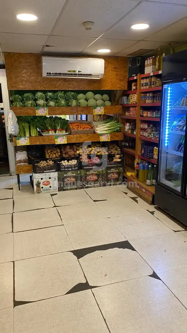 Local comercial en venda a D'Escipio, imagen 5